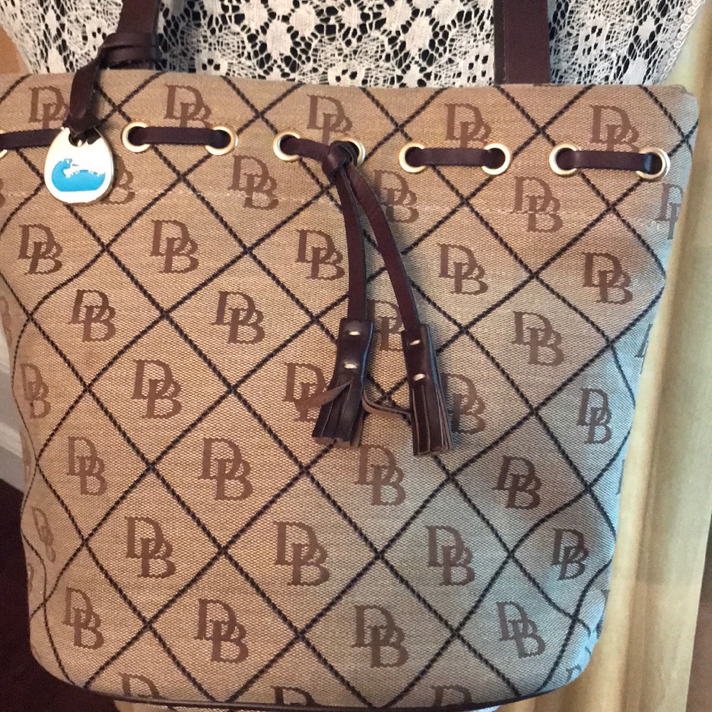 Dooney Bourke Logo Purse